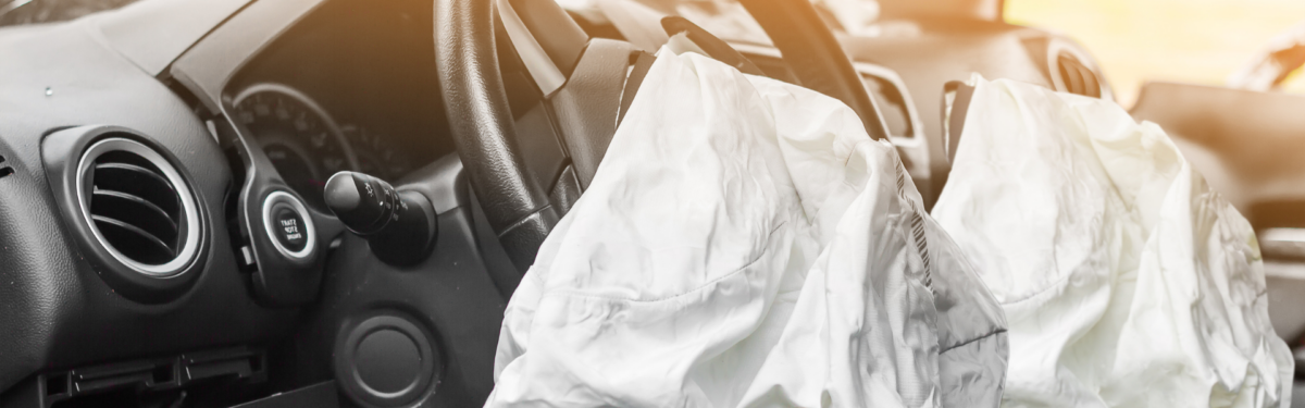 Advantages of Using a Windshield Cover - Covert Collision Center